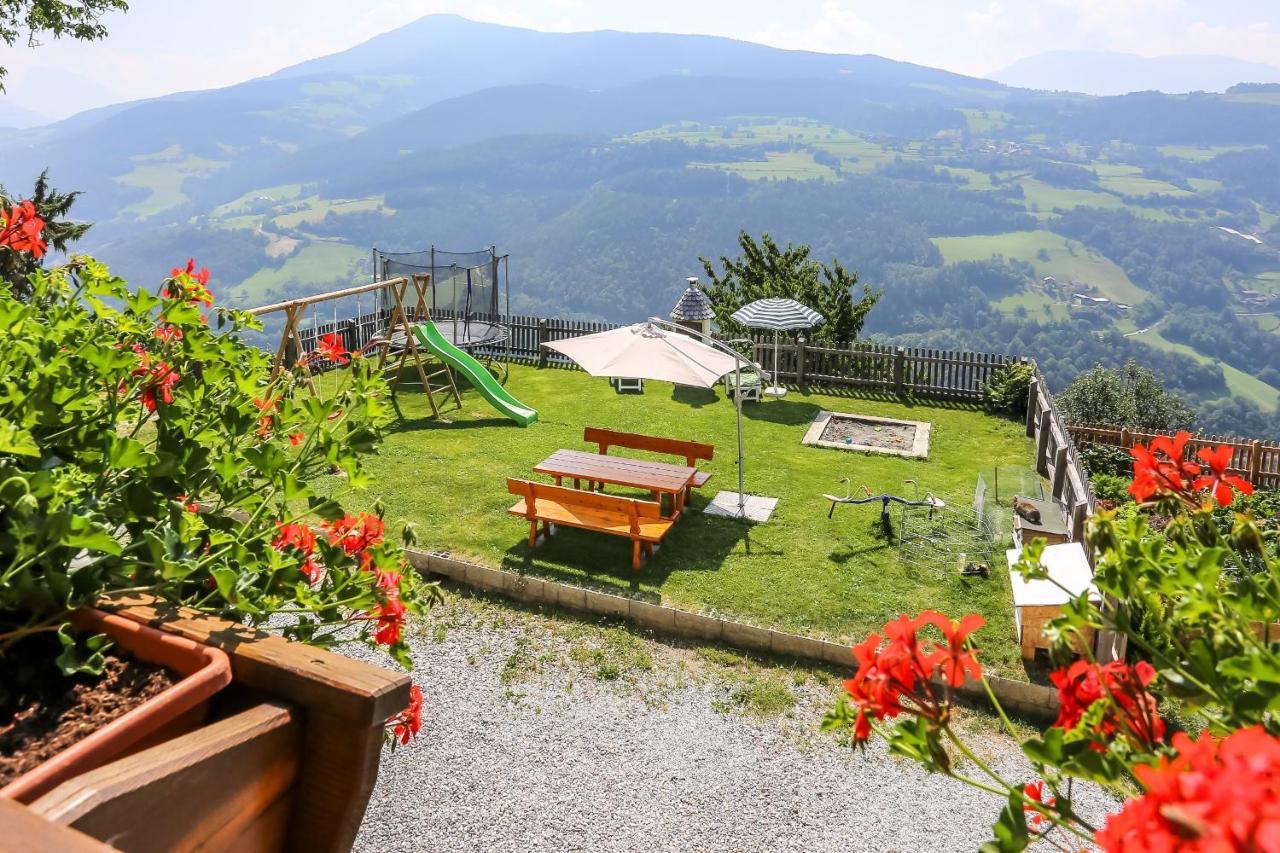 Urlaub Auf Dem Bauernhof Hallerhof Villandro Kültér fotó