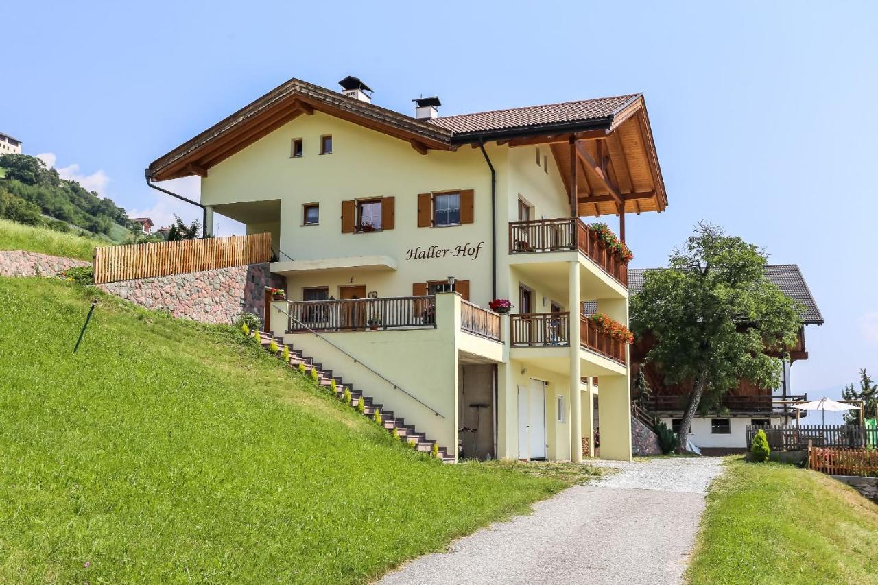 Urlaub Auf Dem Bauernhof Hallerhof Villandro Kültér fotó