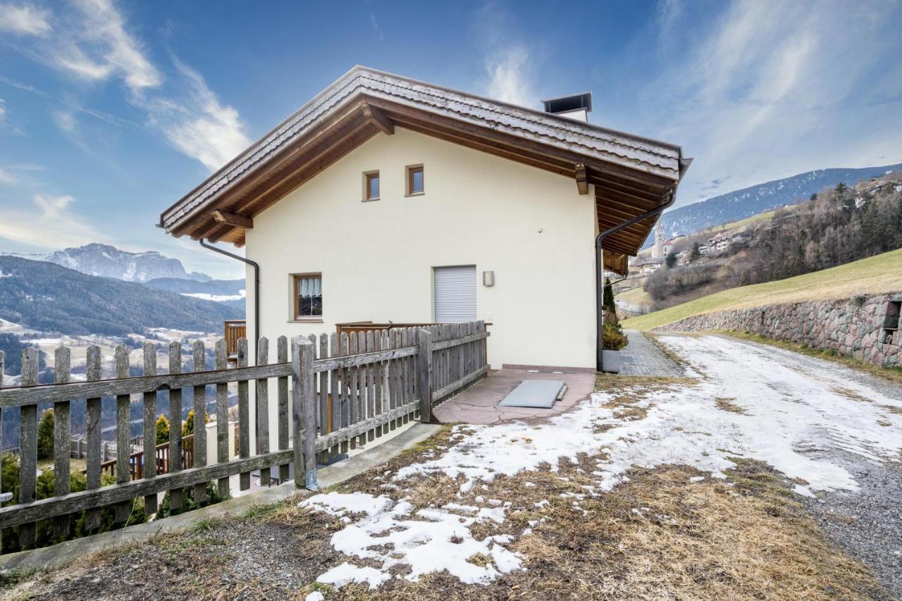 Urlaub Auf Dem Bauernhof Hallerhof Villandro Kültér fotó